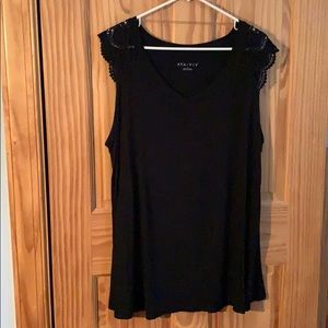 Ava & Viv laced shoulder tank top with v neck line